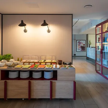 Hotel Antares 3*