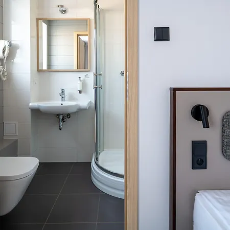 Antares Hotel 3*