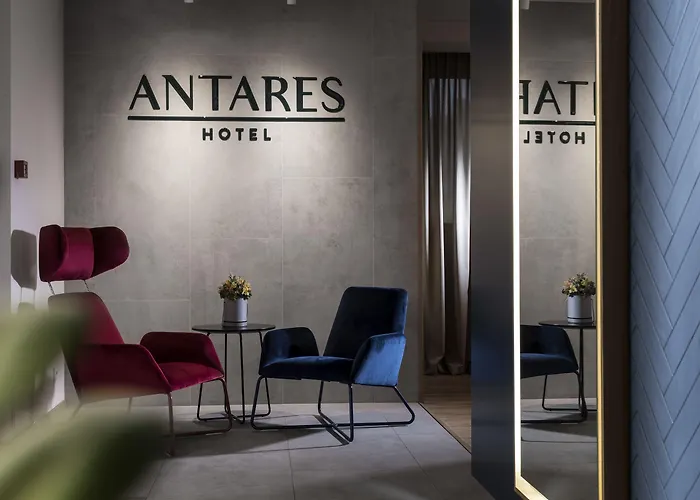 Antares 酒店 格丁尼亚