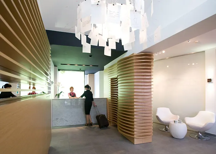 酒店 Antares 格丁尼亚